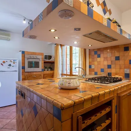 Villa Turchese With Pool/ Depandance Turchese With Pool - Happy